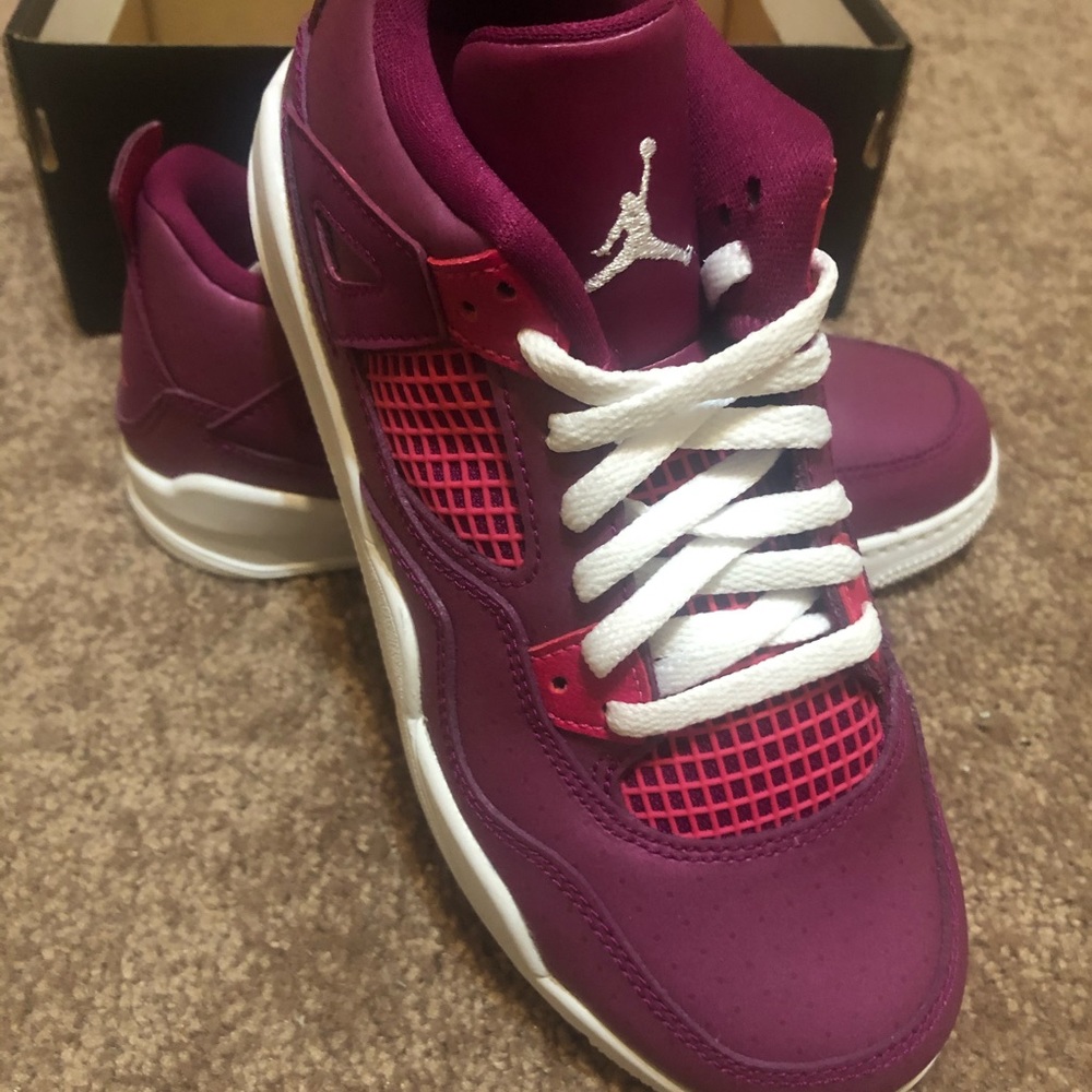 Jordan Retro 4